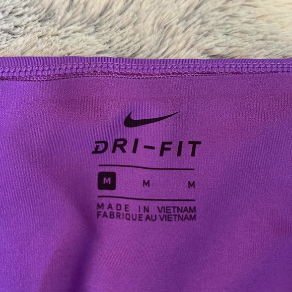 Nike One Luxe Mid-Rise 7/8 Leggings - Picture 6 of 9